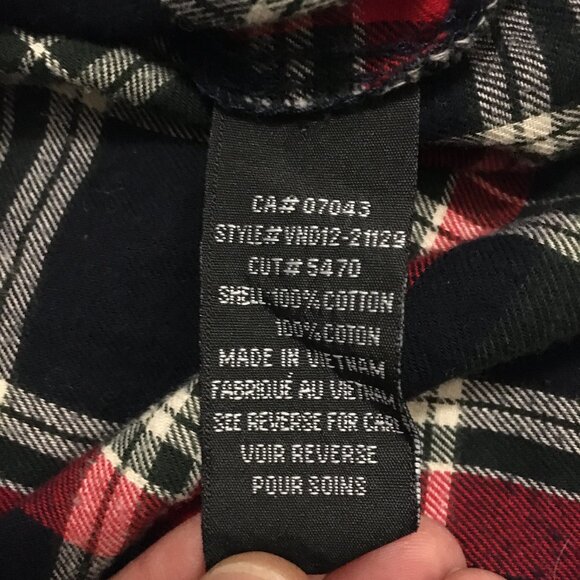 100% Cotton Plaid Button Down Twist Hem Droptail Shirt - Picture 10 of 15